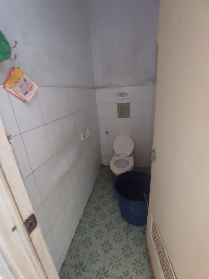 Oyo 90865 Hotel Kusuma Purwakarta 加拉旺 外观 照片