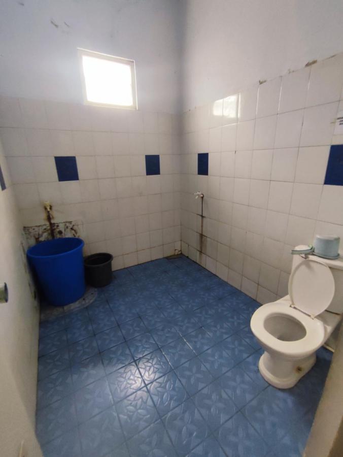 Oyo 90865 Hotel Kusuma Purwakarta 加拉旺 外观 照片